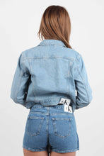 Load image into Gallery viewer, CROPPED DENIM JACKET