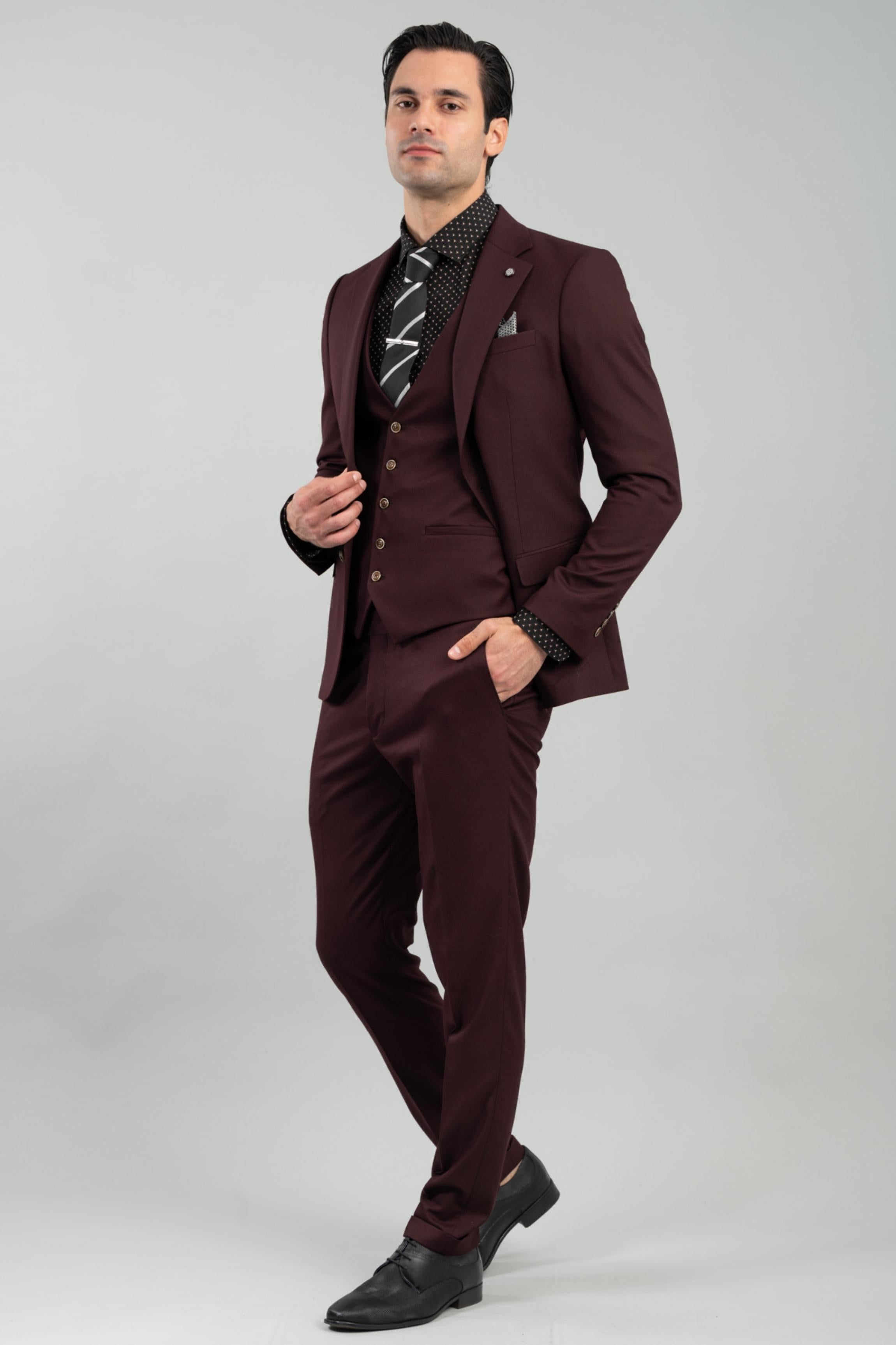 100-2324-Flavio Suit - Vittorio Artist