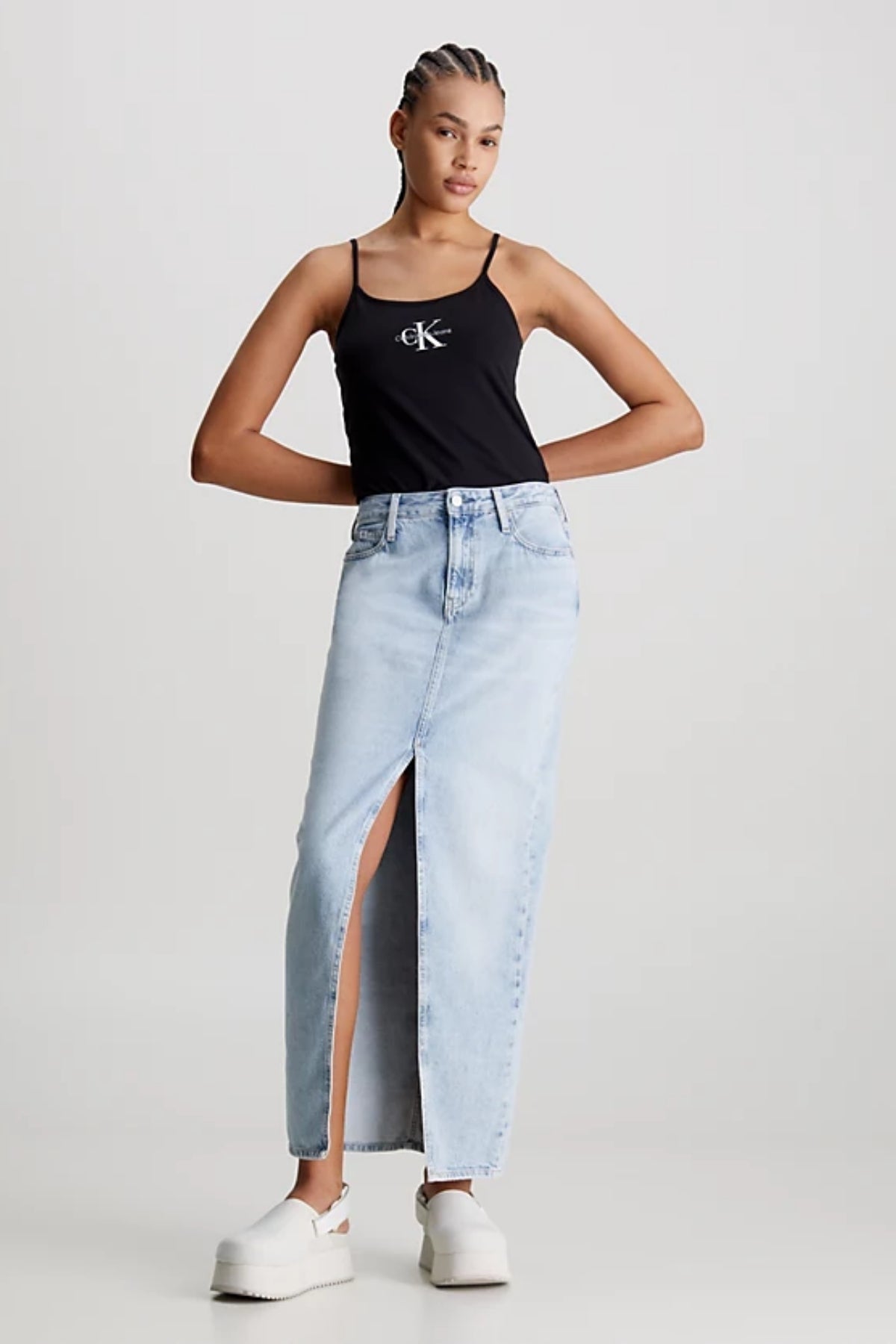 https://powersoft365customers.blob.core.windows.net/he48103-nat-jango-fashion-ltd/Models/24SCK223105-ROSE_3.jpg