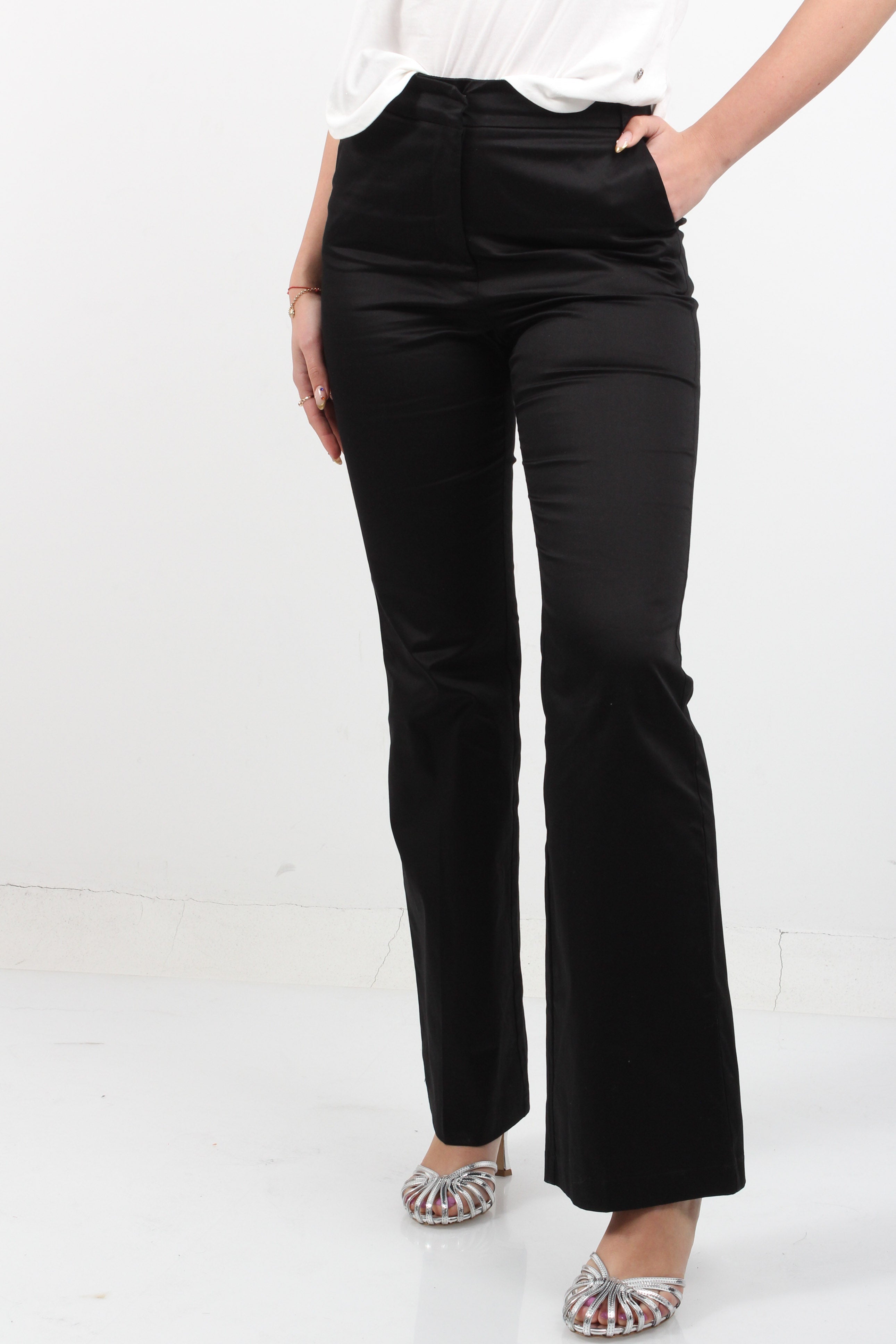 https://powersoft365customers.blob.core.windows.net/he48103-nat-jango-fashion-ltd/Models/24SWC11040-SIE_3.jpg