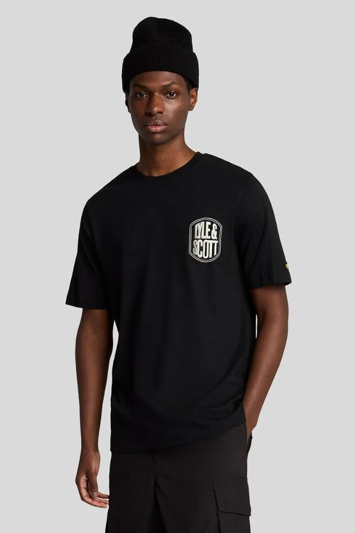 Badge Graphic T-Shirt - Lyle & Scott