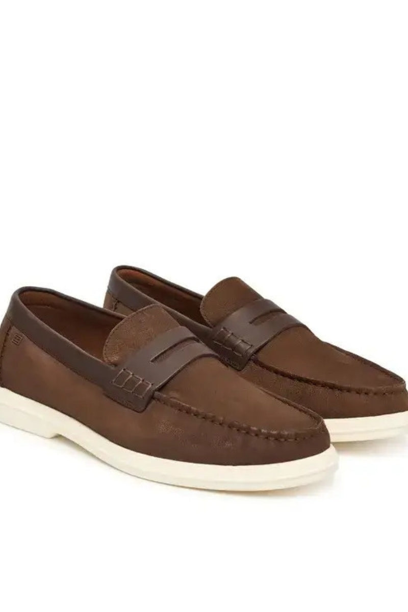 https://powersoft365customers.blob.core.windows.net/he48103-nat-jango-fashion-ltd/Models/26STH05785-BRO_1.jpg