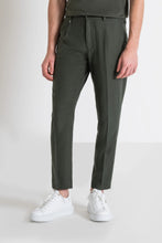 Load image into Gallery viewer, TROUSERS GUSTAF CARROT FIT LINEN