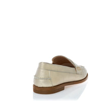 Load image into Gallery viewer, DAY 2 DAY SHOES MOCCASINS