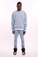 Load image into Gallery viewer, CROUEZ SWEATER