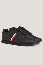 Load image into Gallery viewer, CORE LOW RUNNER SHOES