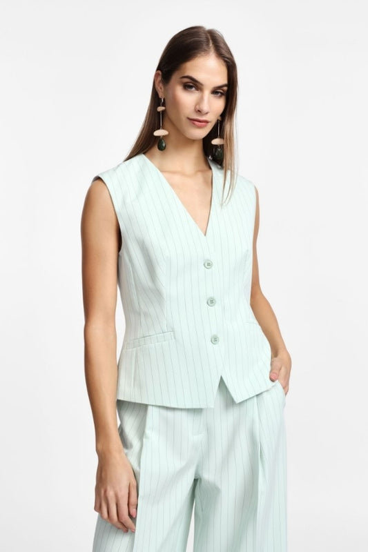 VEST L0G1DBU000