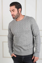 Load image into Gallery viewer, CLASSIC CABLE CREW NECK