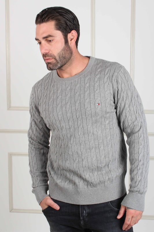 CLASSIC CABLE CREW NECK