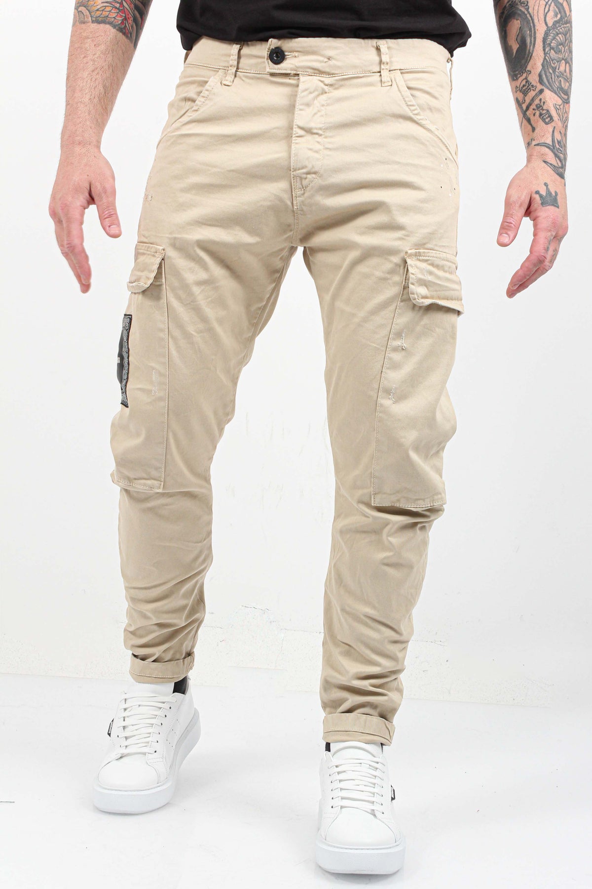BEIGE / 29