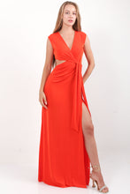 Load image into Gallery viewer, TIE-UP MAXI DRESS