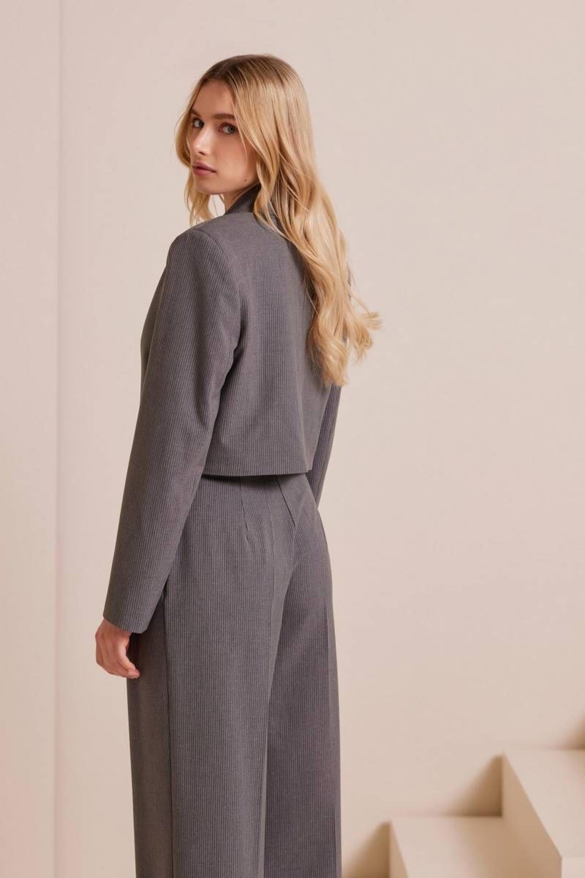 https://powersoft365customers.blob.core.windows.net/he48103-nat-jango-fashion-ltd/Models/23WBSD24-05-03-GRY_3.jpg