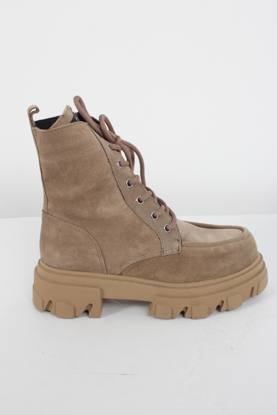 Day 2 Day Ankle Boots - Sante Shoes