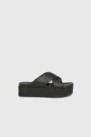 https://powersoft365customers.blob.core.windows.net/he48103-nat-jango-fashion-ltd/Models/24SCK01349-BLA.jpg