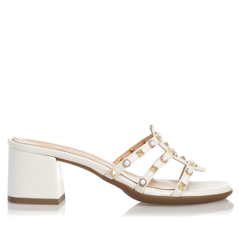 WHITE / 36