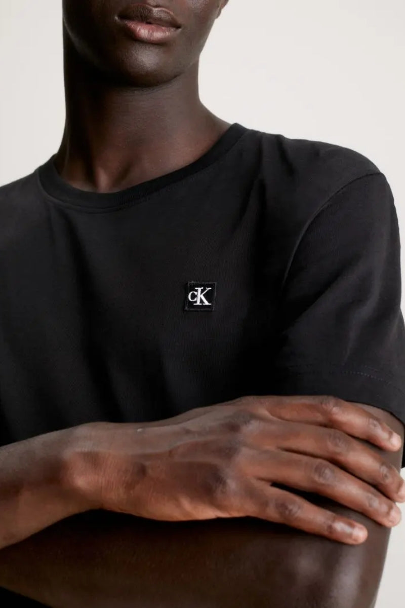 BLACK / S