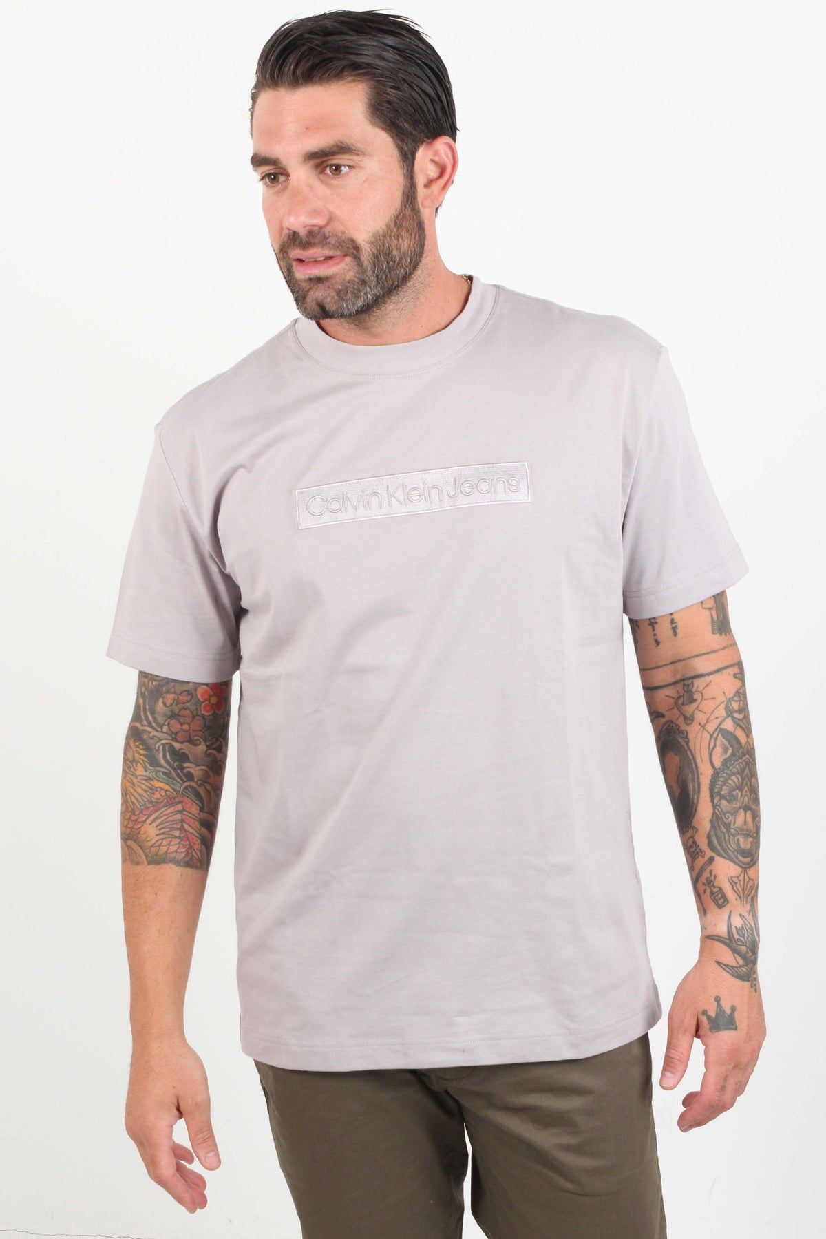 GREY / S