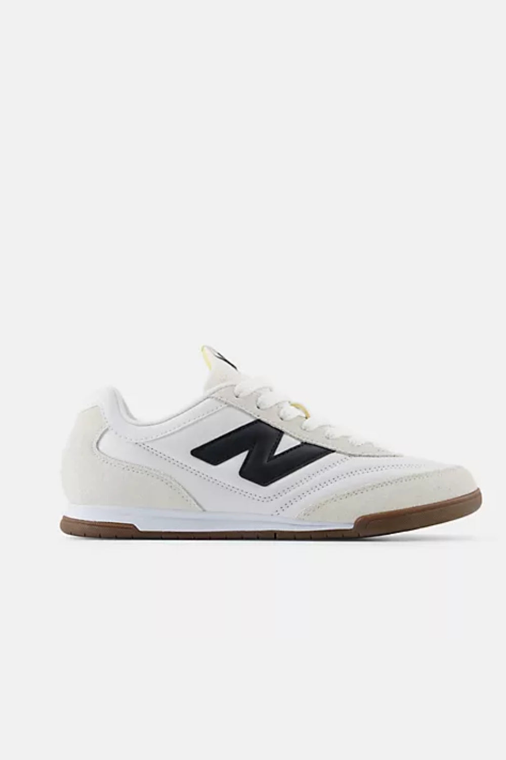 WHITE / 36