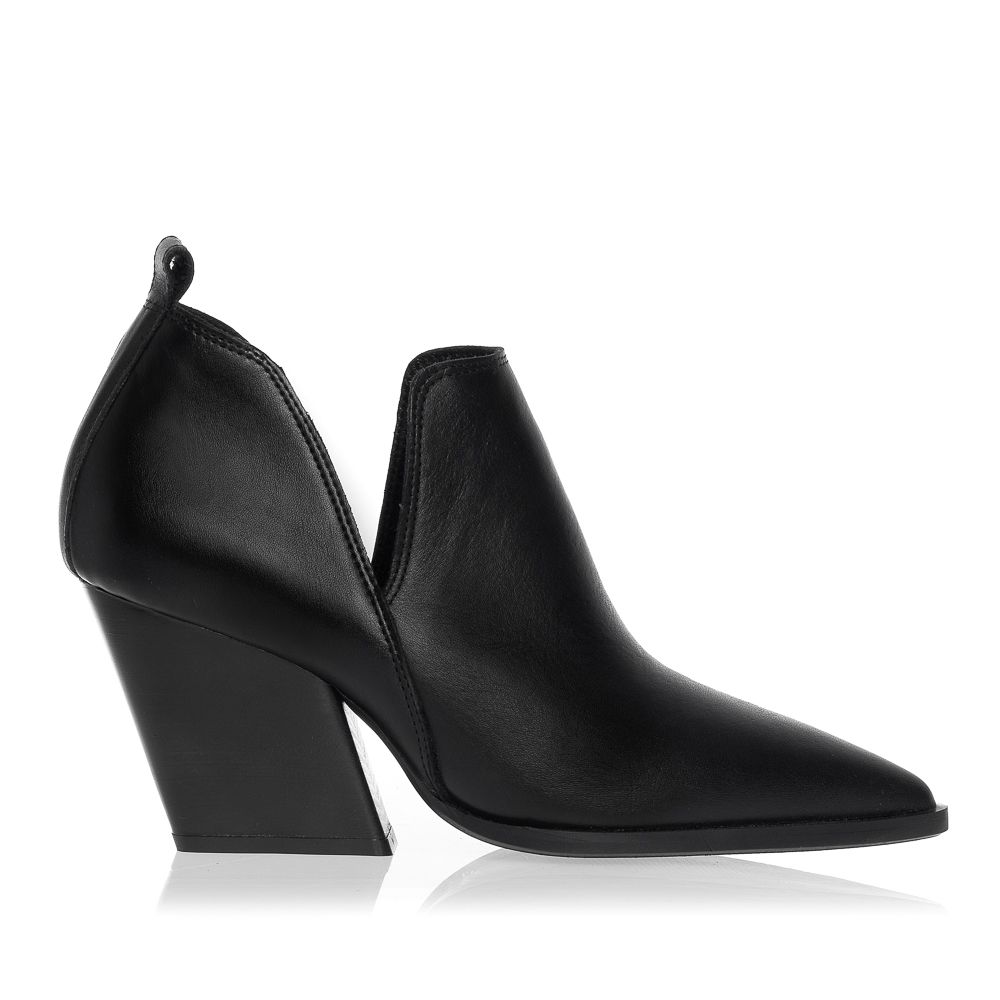BLACK / 36