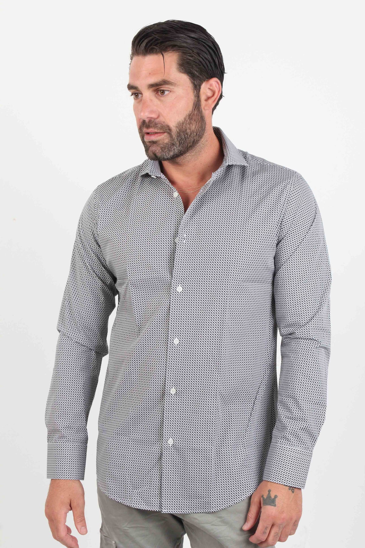 GREY / S