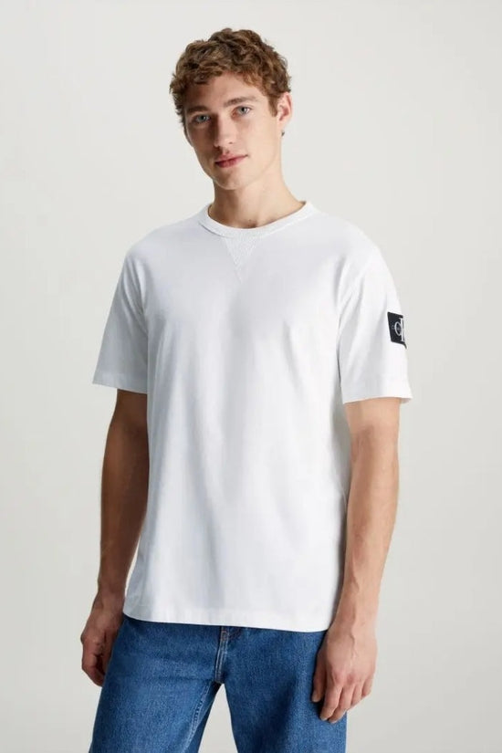 Badge Regular Tee - Calvin Klein