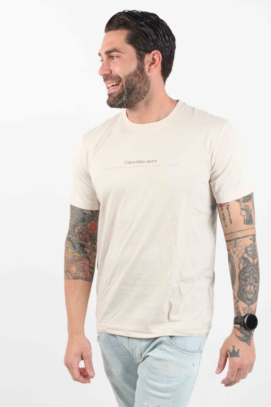 Minimal Logo Tee - Calvin Klein