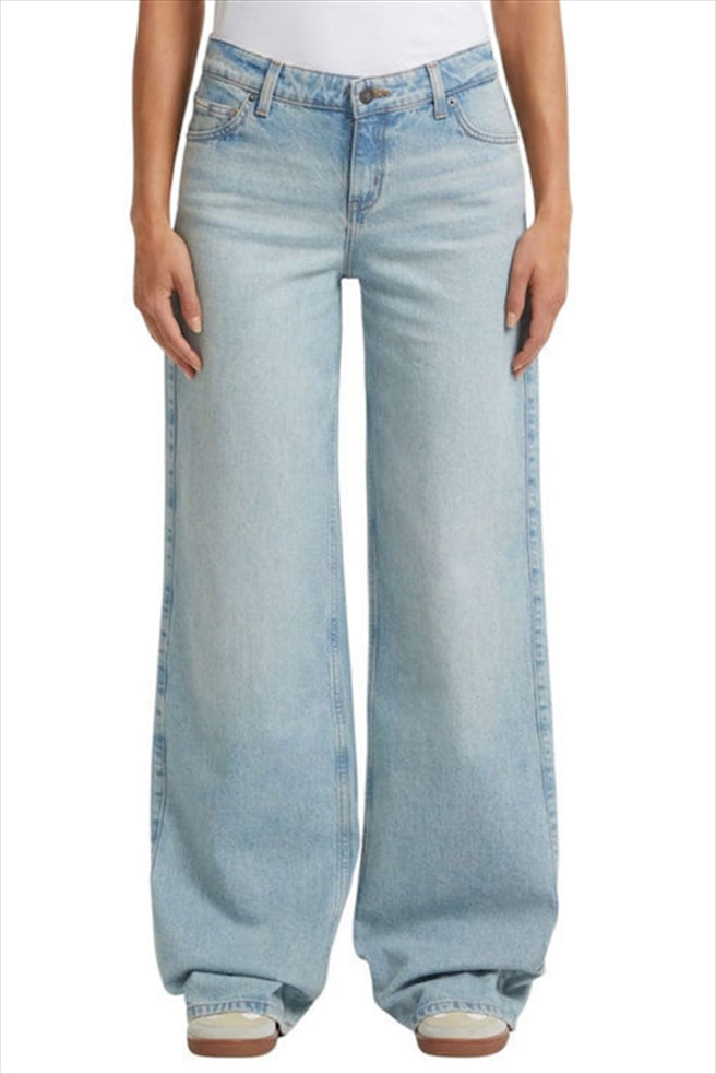 https://powersoft365customers.blob.core.windows.net/he48103-nat-jango-fashion-ltd/Models/25SGU0YD5CCA-TZH.jpg