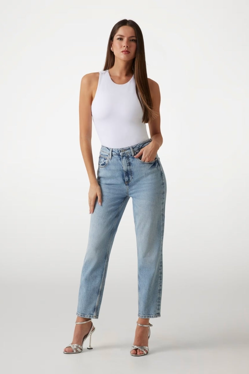 https://powersoft365customers.blob.core.windows.net/he48103-nat-jango-fashion-ltd/Models/25SGU21D4NH6-TZH_1.jpg