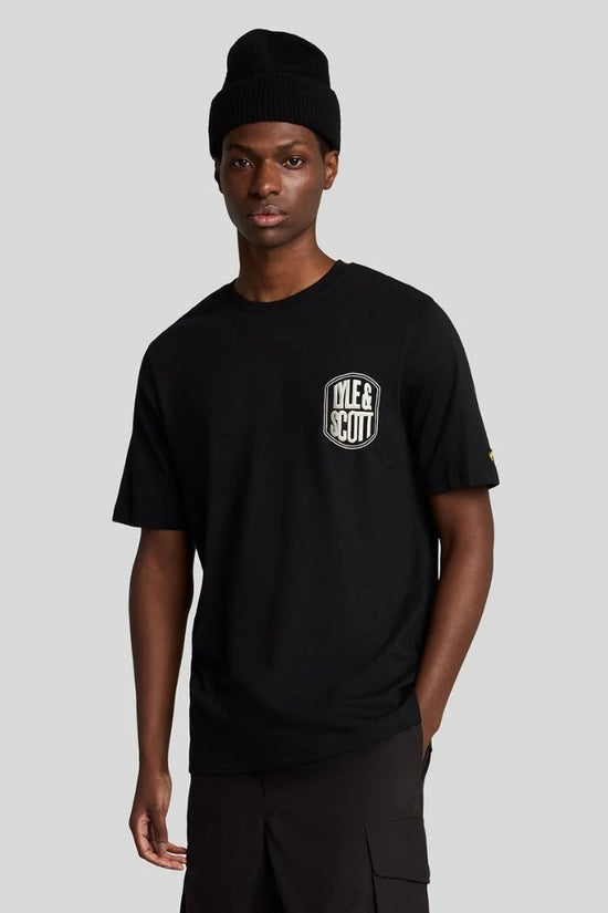 Badge Graphic T-Shirt - Lyle & Scott
