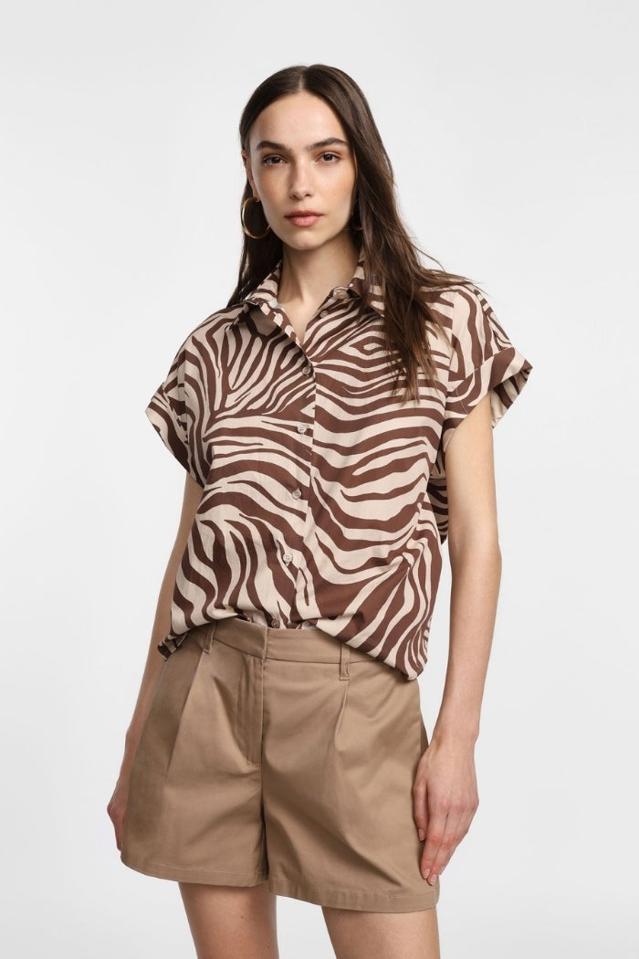 https://powersoft365customers.blob.core.windows.net/he48103-nat-jango-fashion-ltd/Models/25SPSDGD000-MPE.jpg