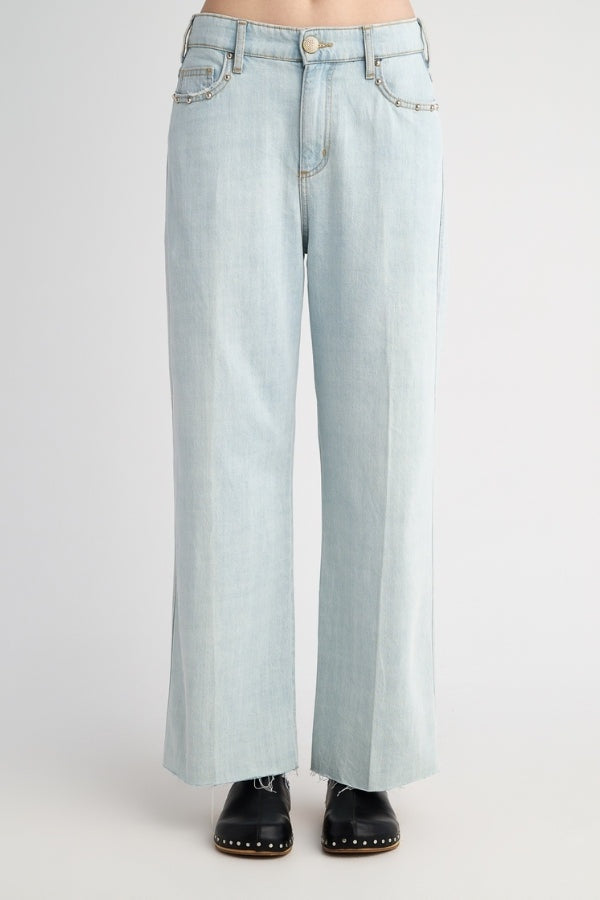 DENIM / 24
