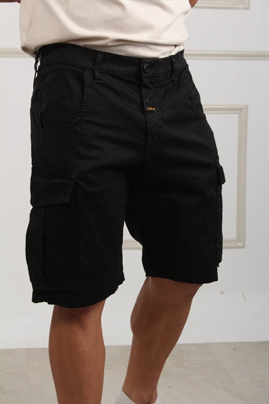 BLACK / 29