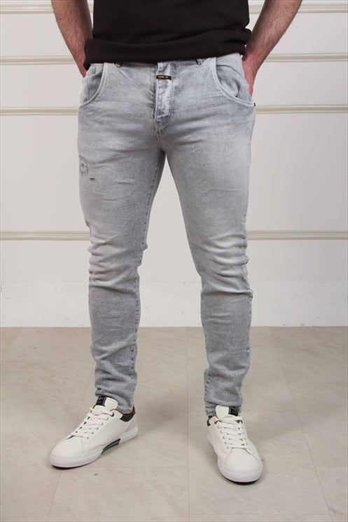 DENIM / 29