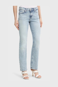 https://powersoft365customers.blob.core.windows.net/he48103-nat-jango-fashion-ltd/Models/26SGU3MD6833-TZH.jpg