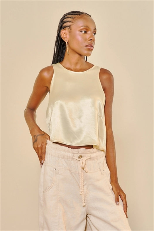https://powersoft365customers.blob.core.windows.net/he48103-nat-jango-fashion-ltd/Models/26SOP0219-OWH.jpg