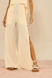 https://powersoft365customers.blob.core.windows.net/he48103-nat-jango-fashion-ltd/Models/26SOP0777-LEM.jpg