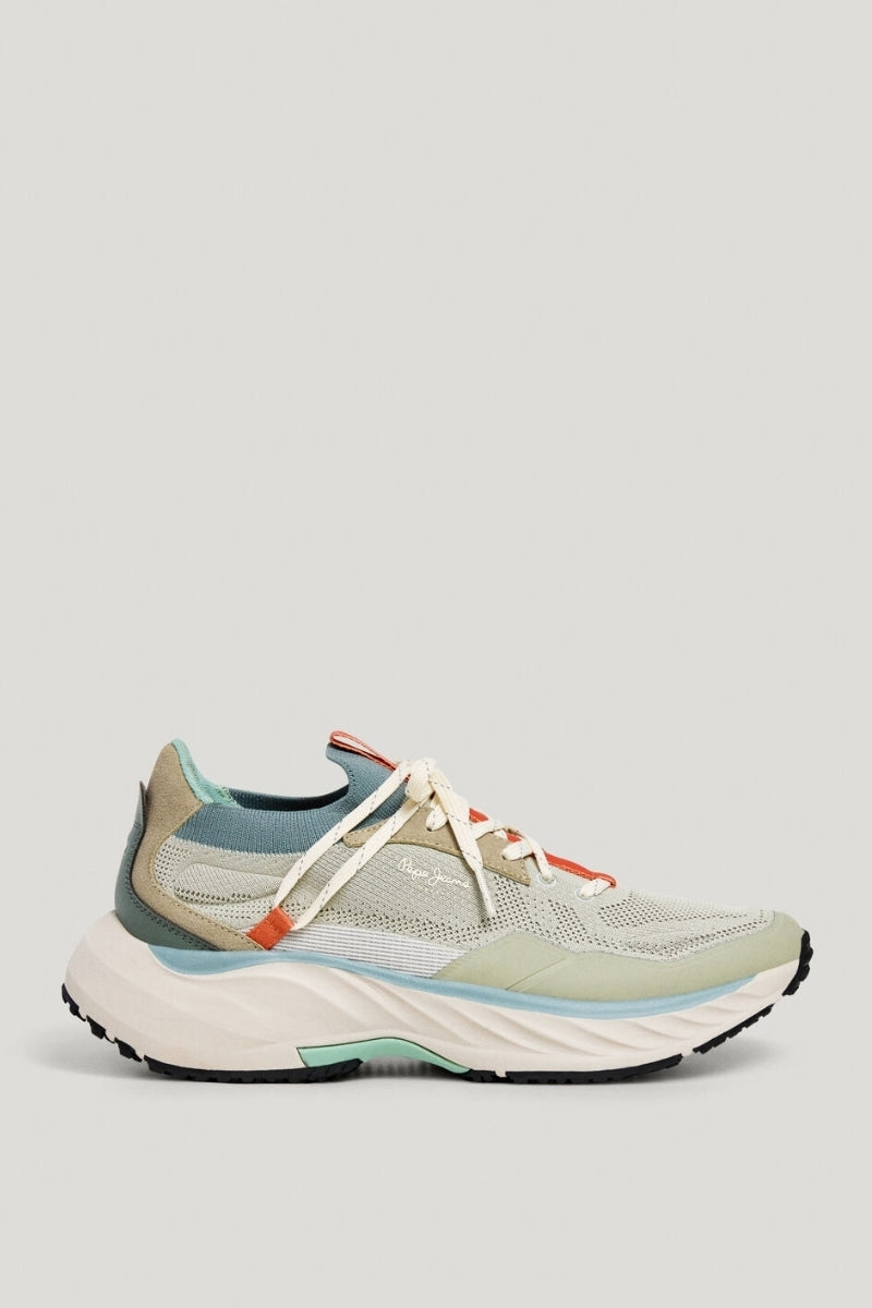 WHITE / 41