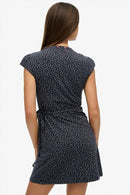 https://powersoft365customers.blob.core.windows.net/he48103-nat-jango-fashion-ltd/Models/26SSYW8011832-NVY_1.jpg