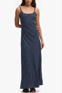 https://powersoft365customers.blob.core.windows.net/he48103-nat-jango-fashion-ltd/Models/26SSYW8012119A-NVY.jpg