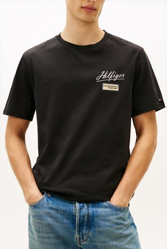 Graphic Badge Tee - Tommy Hilfiger