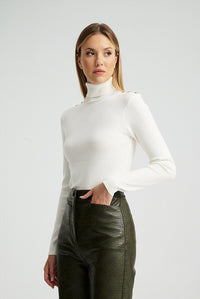 https://powersoft365customers.blob.core.windows.net/he48103-nat-jango-fashion-ltd/Models/26WBS26-02-09-031-WHI.jpg