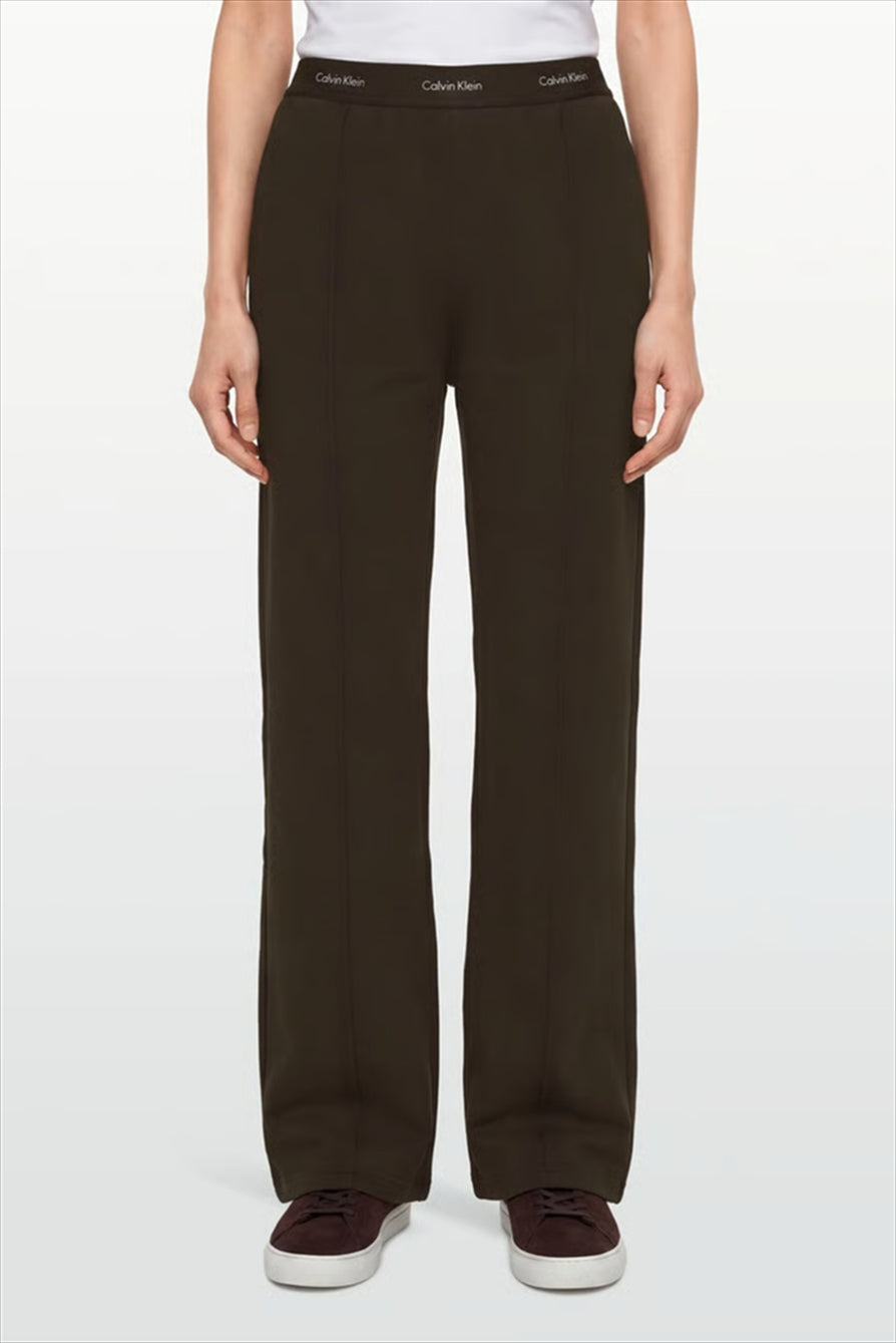 https://powersoft365customers.blob.core.windows.net/he48103-nat-jango-fashion-ltd/Models/26WCK47G253-BRO.jpg