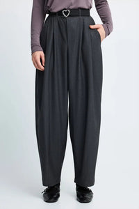 https://powersoft365customers.blob.core.windows.net/he48103-nat-jango-fashion-ltd/Models/26WFBL014-113-02-DKGM.jpg