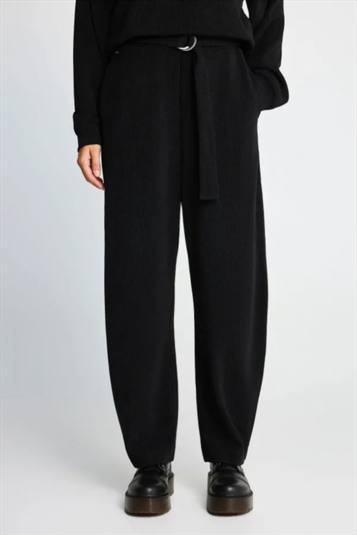 BLACK / XS