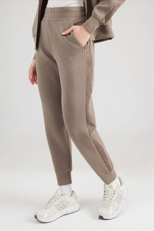 https://powersoft365customers.blob.core.windows.net/he48103-nat-jango-fashion-ltd/Models/26WGU14K4365-BRO.jpg