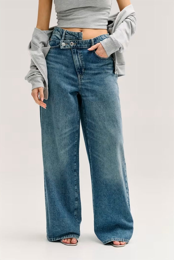 DENIM / 24