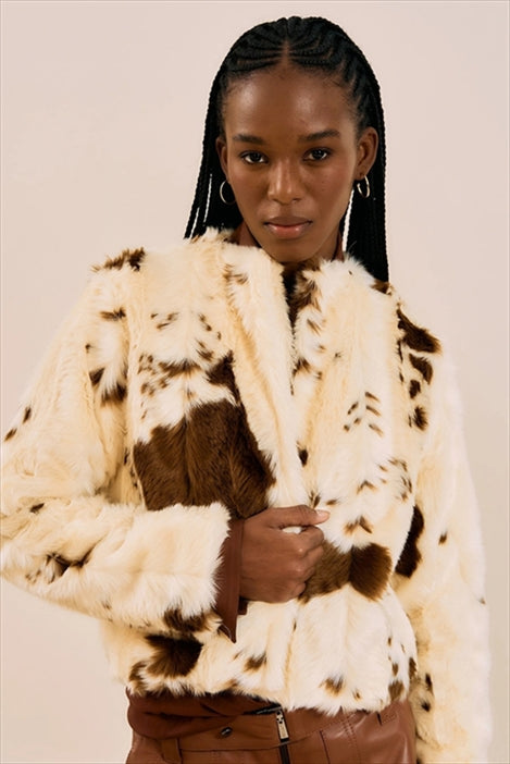 https://powersoft365customers.blob.core.windows.net/he48103-nat-jango-fashion-ltd/Models/26WOP0147-TYP.jpg