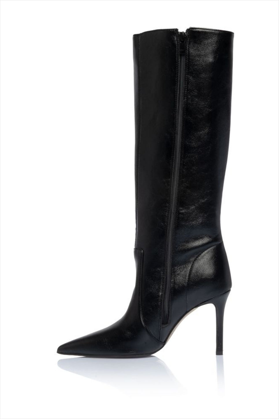 https://powersoft365customers.blob.core.windows.net/he48103-nat-jango-fashion-ltd/Models/26WST26-648-BLA_1.jpg
