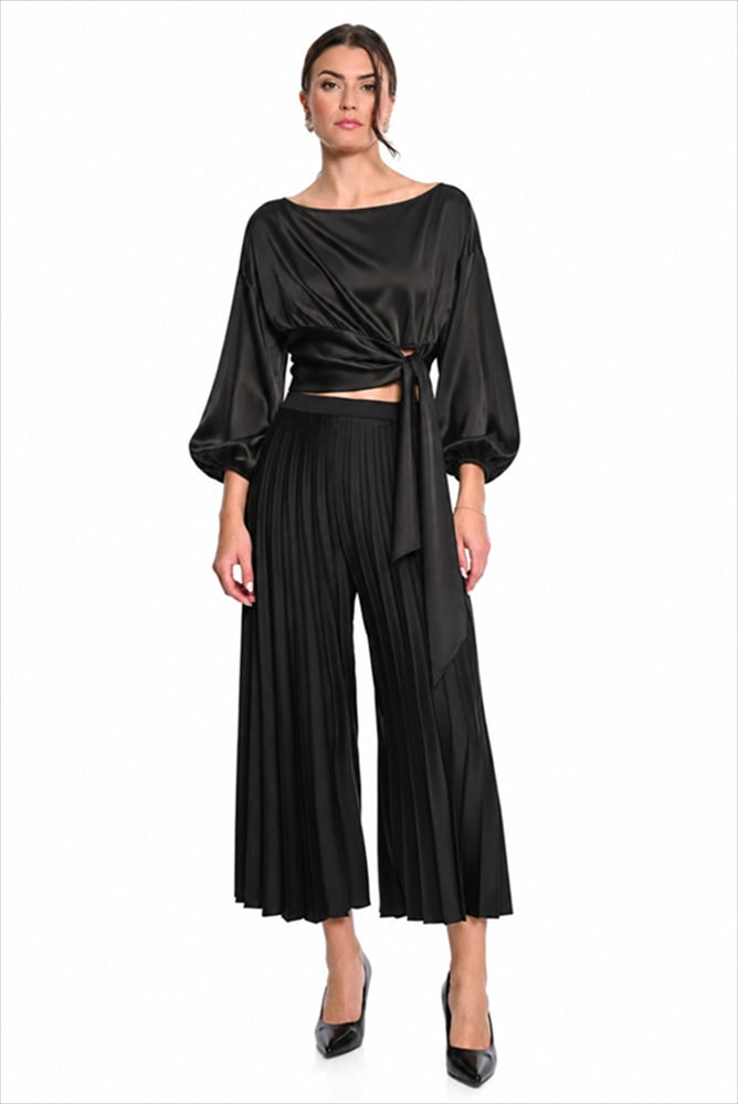 https://powersoft365customers.blob.core.windows.net/he48103-nat-jango-fashion-ltd/Models/26WWC60041-BLA_1.jpg