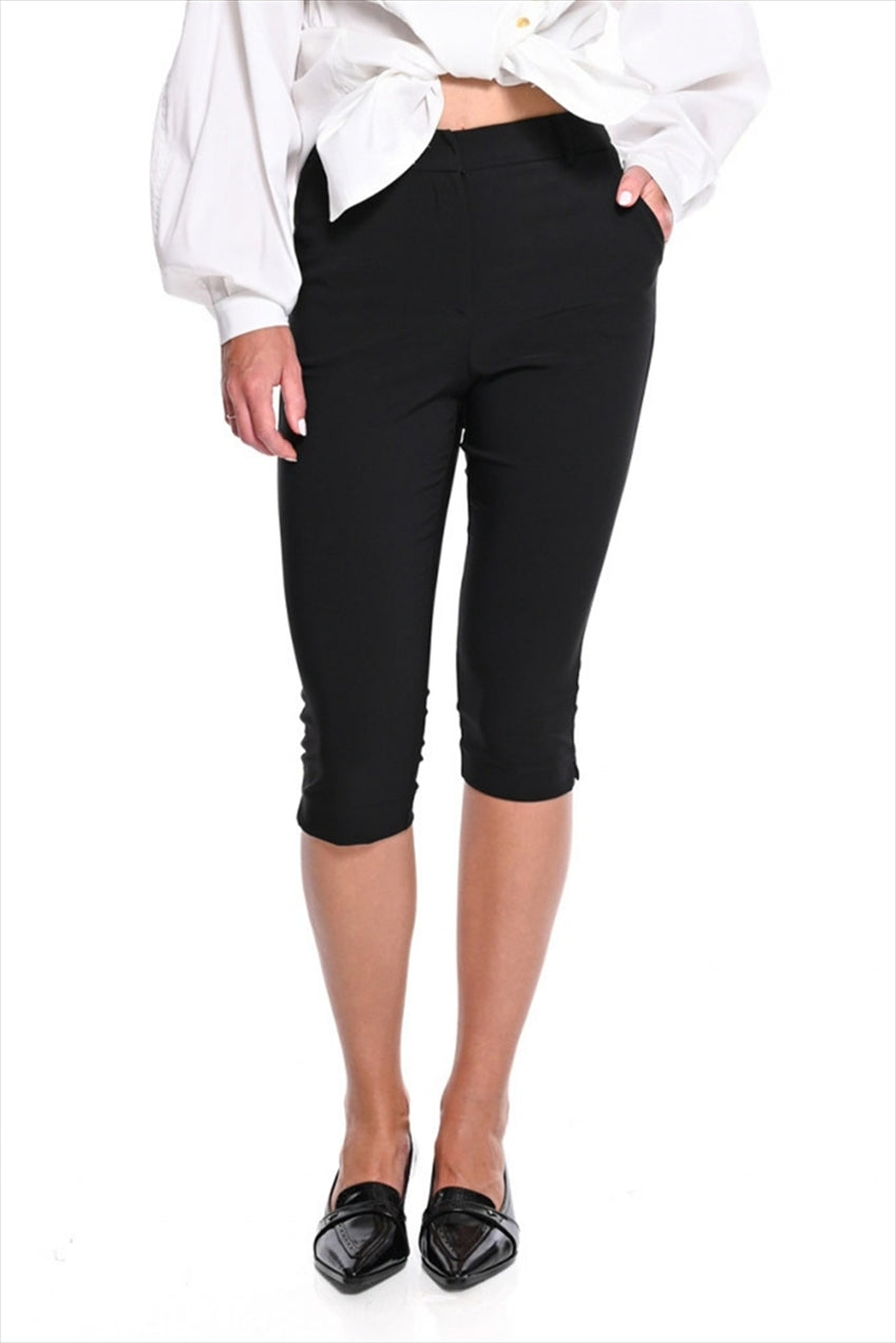 https://powersoft365customers.blob.core.windows.net/he48103-nat-jango-fashion-ltd/Models/26WWC61016-BLA.jpg